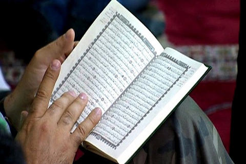 অজু ছাড়া কুরআন স্পর্শ করা যাবে?